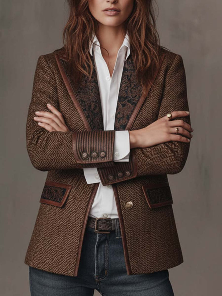 Patricia | Blazer met Visgraat Paneeldetail