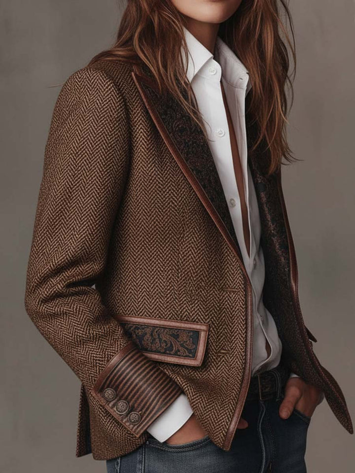 Patricia | Blazer met Visgraat Paneeldetail