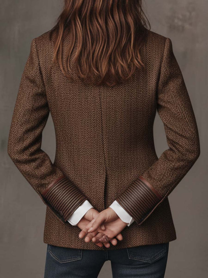 Patricia | Blazer met Visgraat Paneeldetail