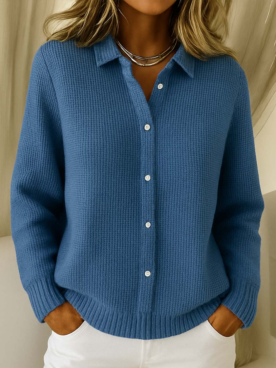 Delia | Classic Buttoned Cardigan
